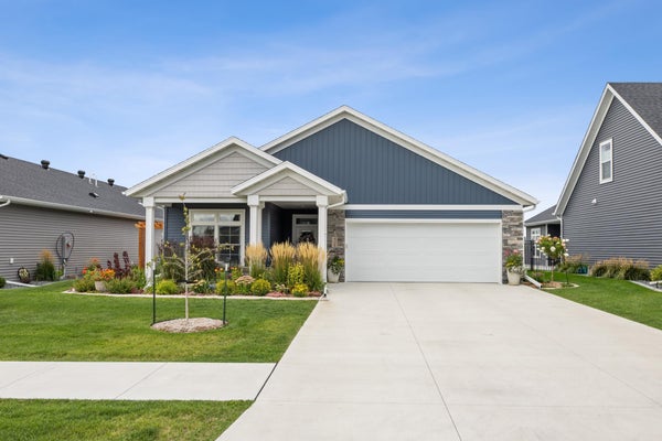 818 RANIA WAY W, WEST FARGO, ND 58078 - Image 4d7f5caaeeb20cdb67404eaafc6f2867/1437510614