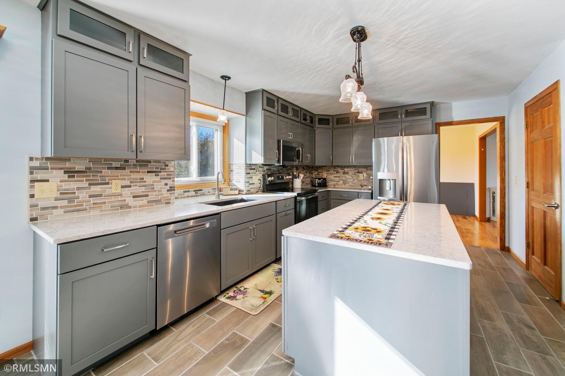 2610 Hydram Avenue N