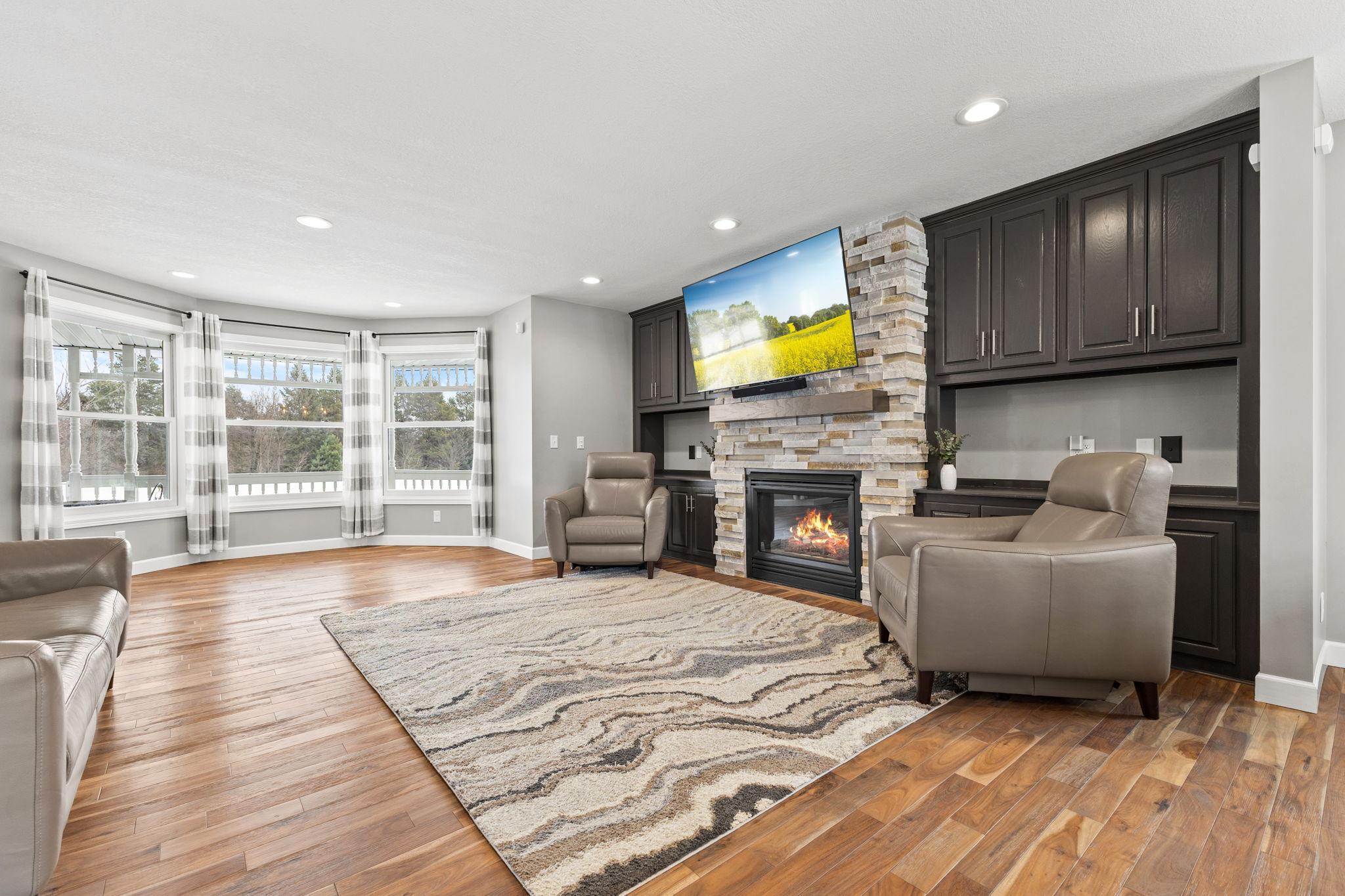 819 Belanger Avenue NW