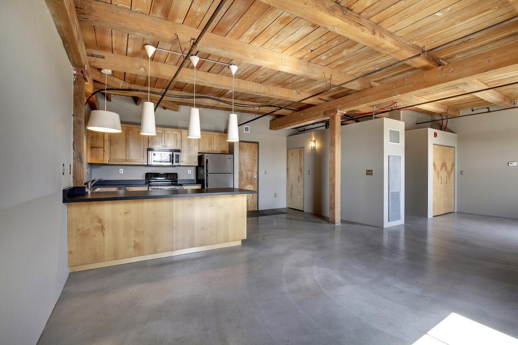 Photo of 127 5th Street NE #306, Minneapolis, MN 55413 (MLS # 7122562)