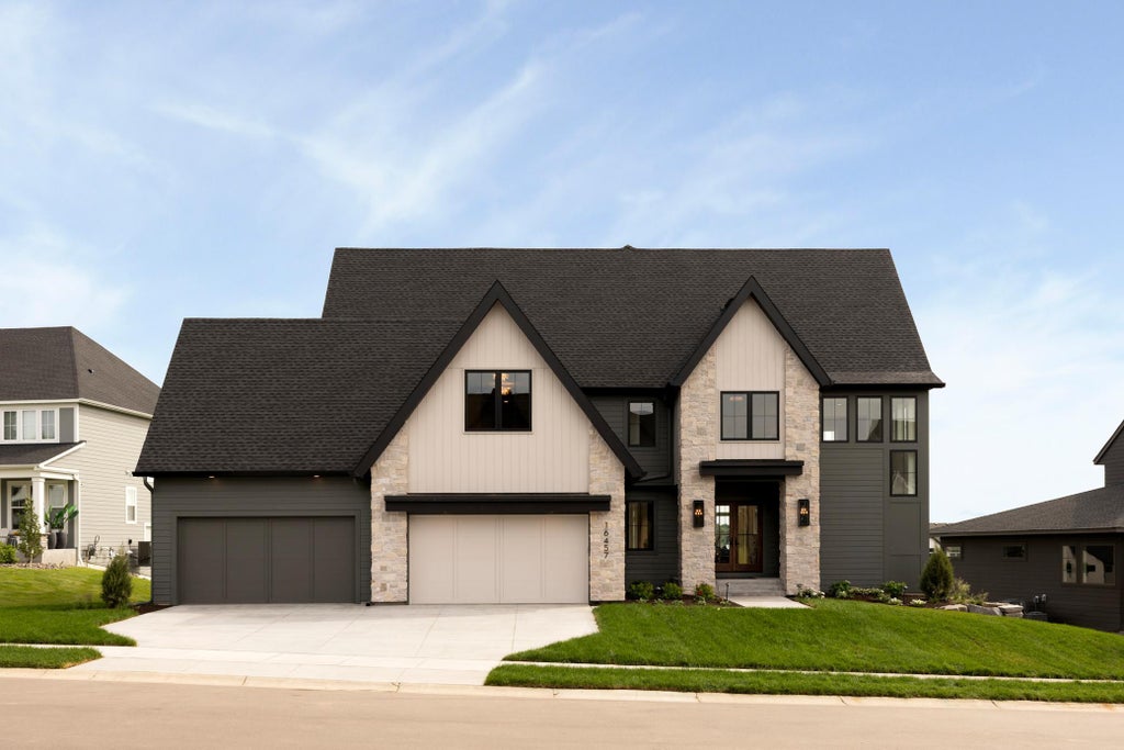 Photo of 16457 47th Place N, Plymouth, MN 55446 (MLS # 7150150)
