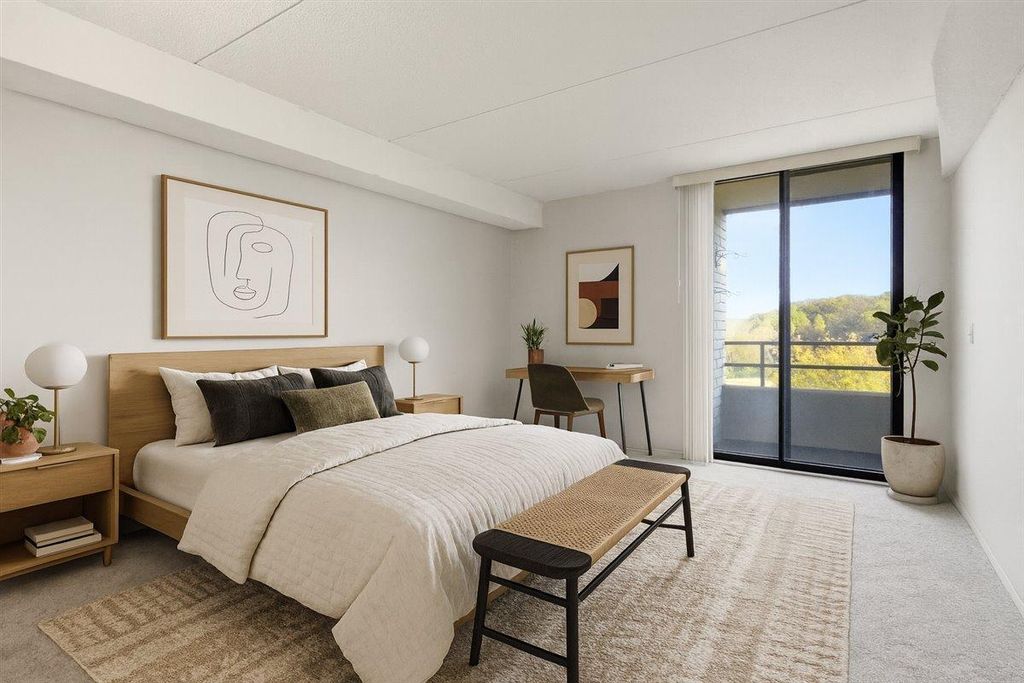 Photo of 625 19th Street NW #702, Rochester, MN 55901 (MLS # 6806401)