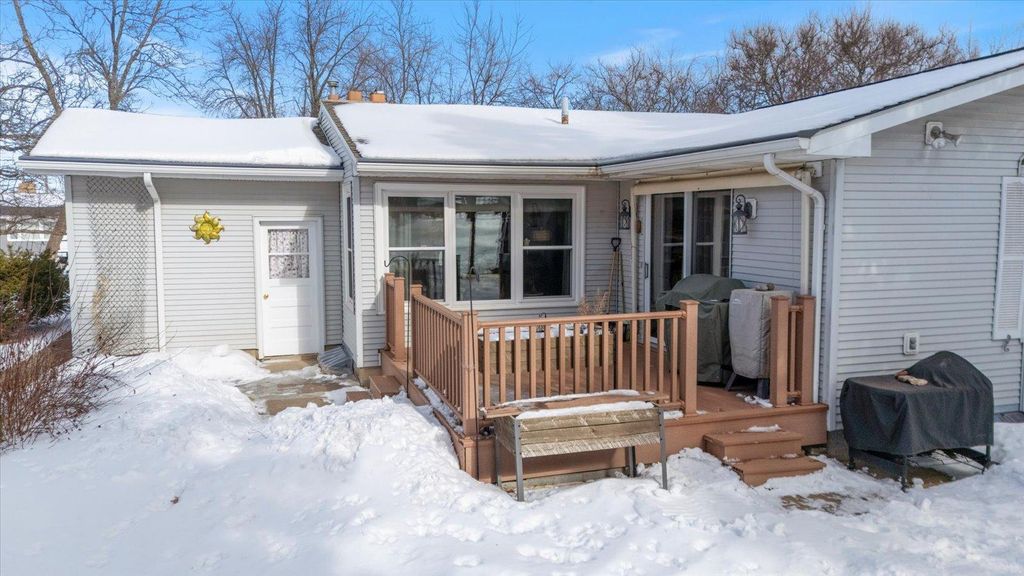 Photo of 502 N Inner Drive, Hibbing, MN 55746 (MLS # 7021575)