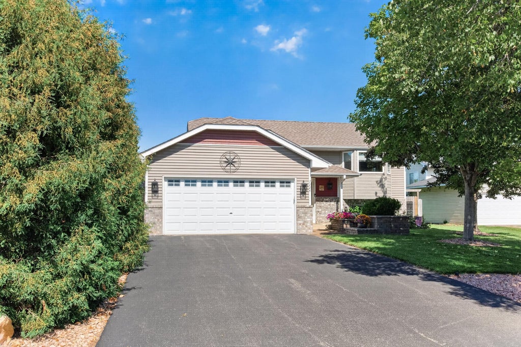 Photo of 7224 96th Street S, Cottage Grove, MN 55016 (MLS # 7144206)