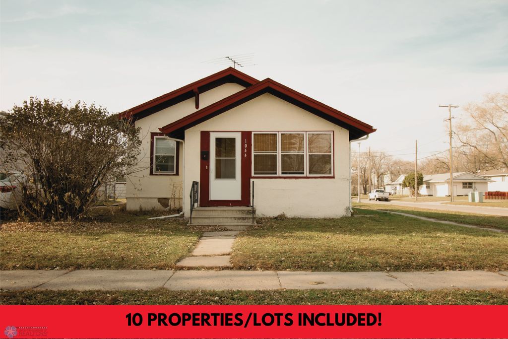 Photo of 1044 16 Street N, Fargo, ND 58102 (MLS # 6733548)