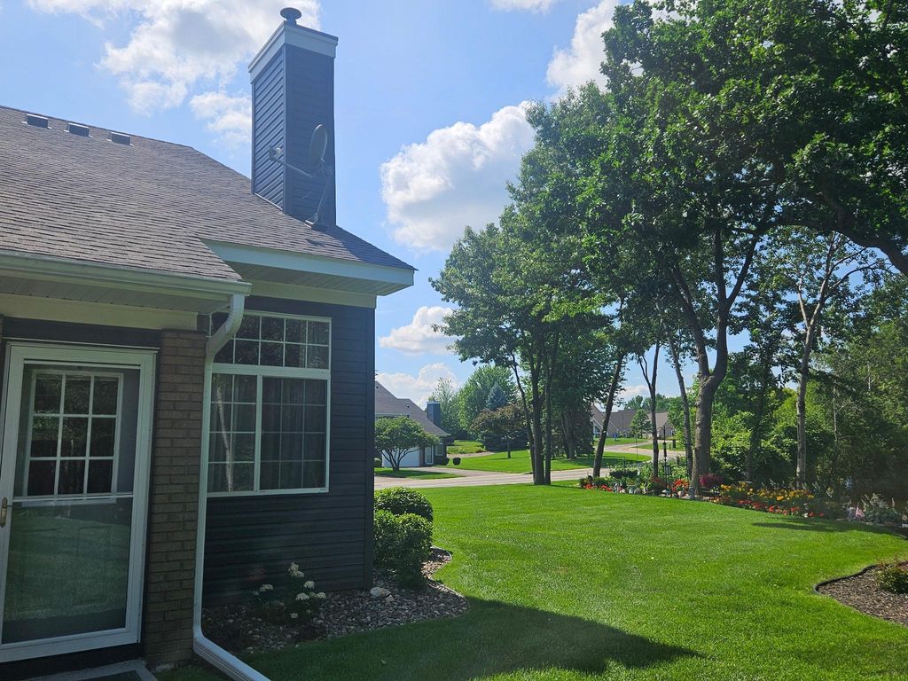 Photo of 1755 Donegal Drive #4, Woodbury, MN 55125 (MLS # 7106892)