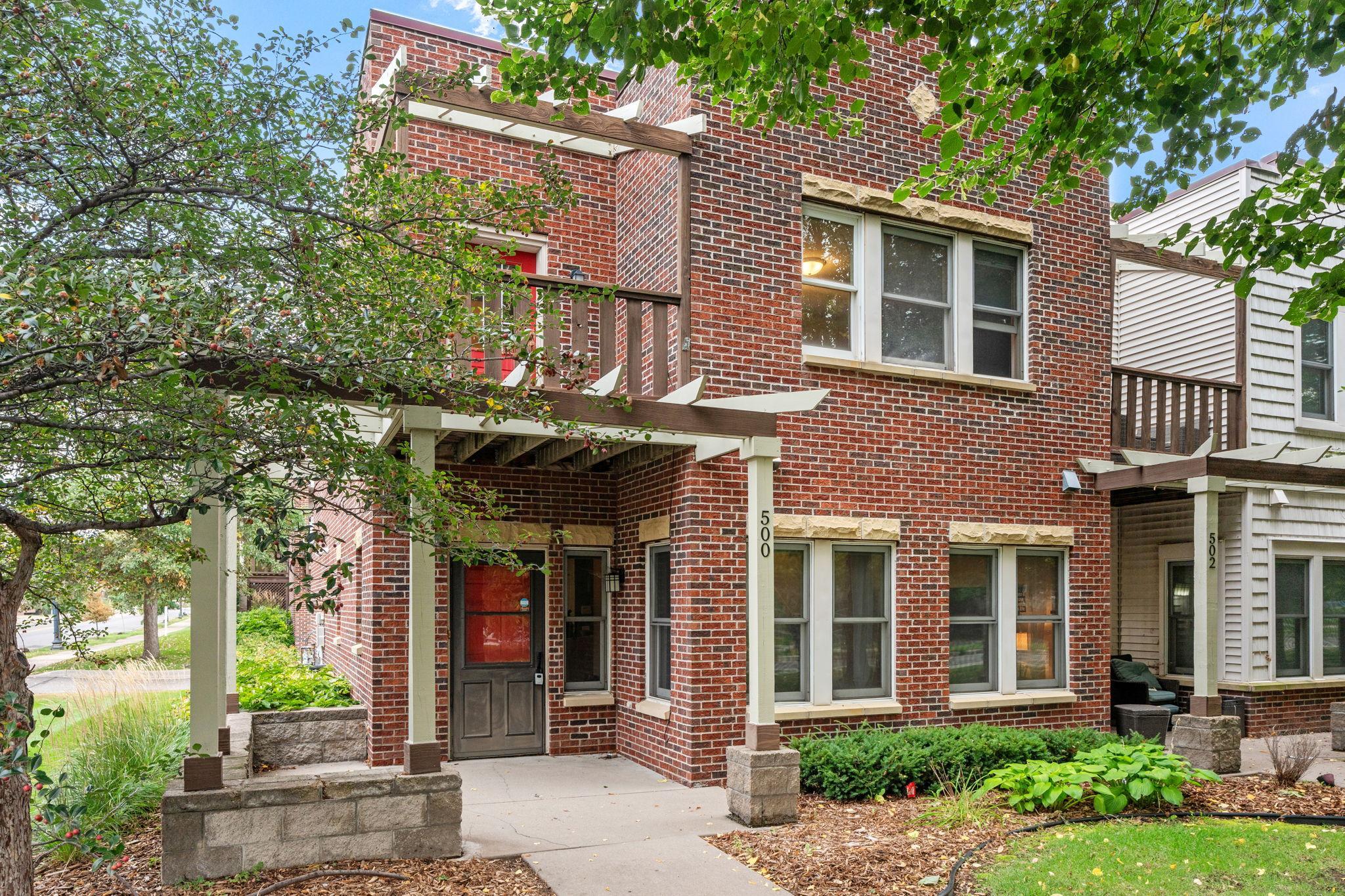500 E 27th Street
