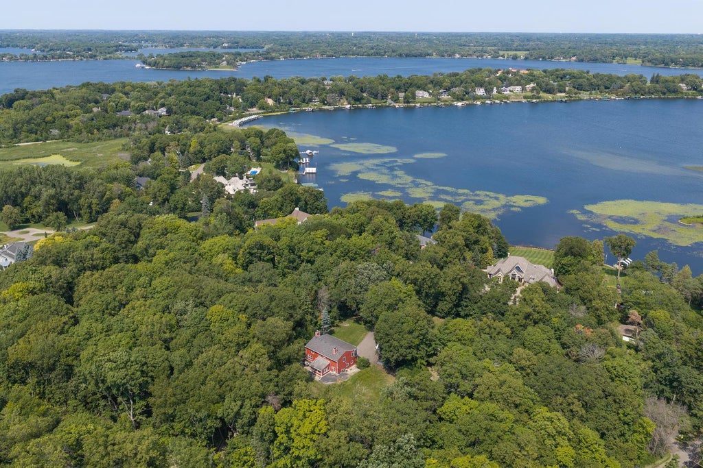 Photo of 2530 Old Beach Road, Wayzata, MN 55391 (MLS # 7094797)