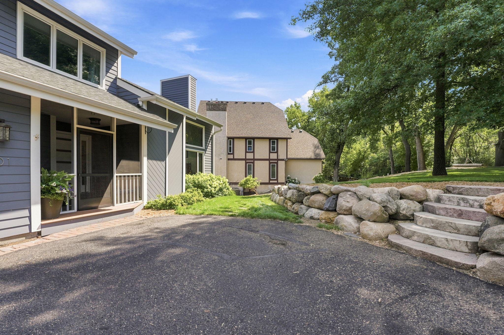 8601 Chalet Road