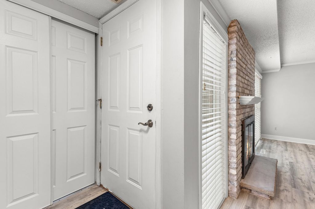 Photo of 4521 Cedar Lake Road S, Saint Louis Park, MN 55416 (MLS # 6825085)