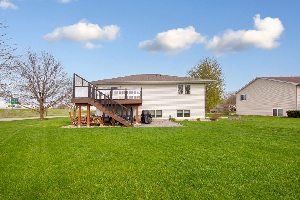 Photo of 2101 Red Tail Lane, North Mankato, MN 56003 (MLS # 7064682)