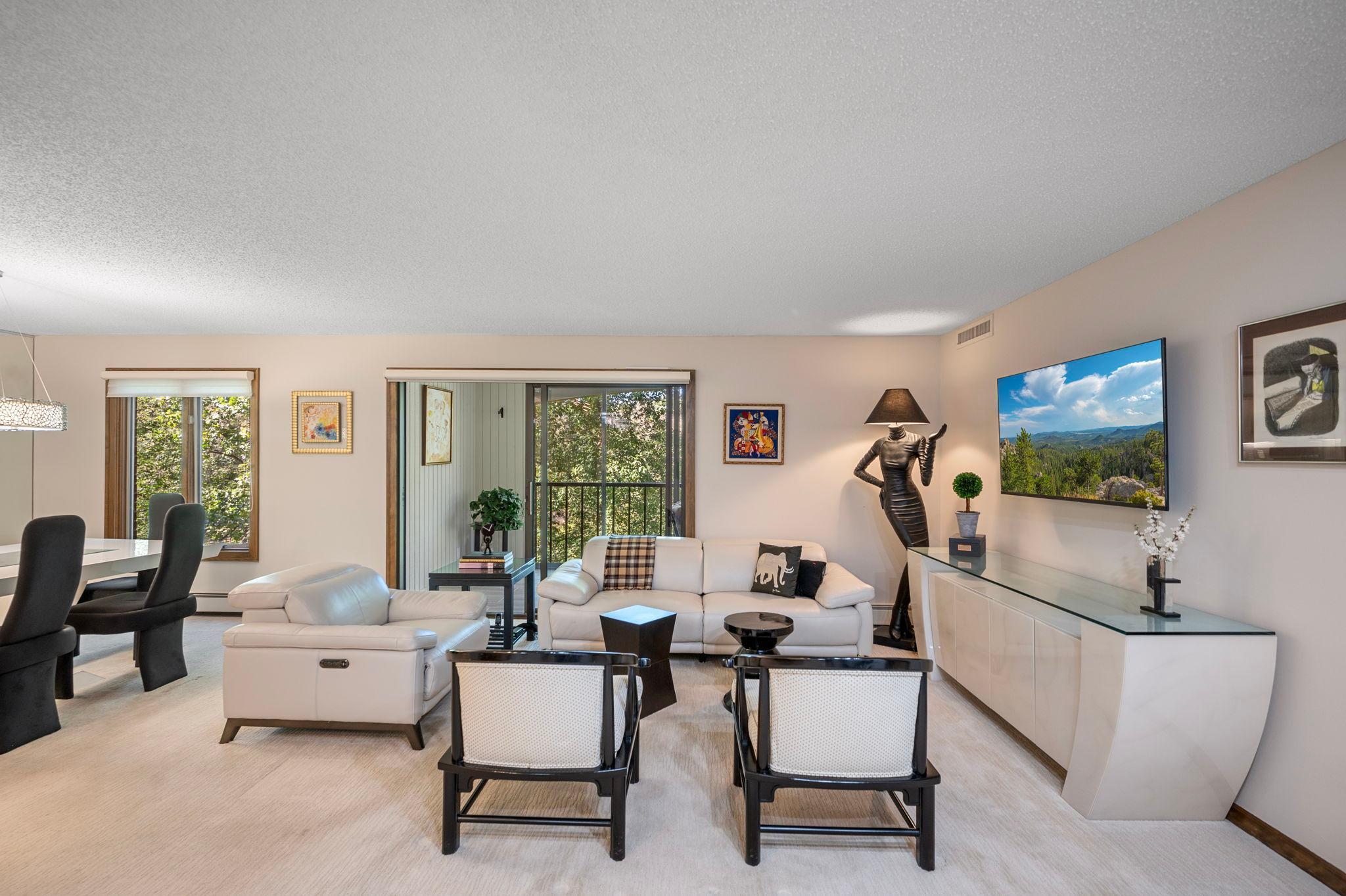 5901 Laurel Avenue 235