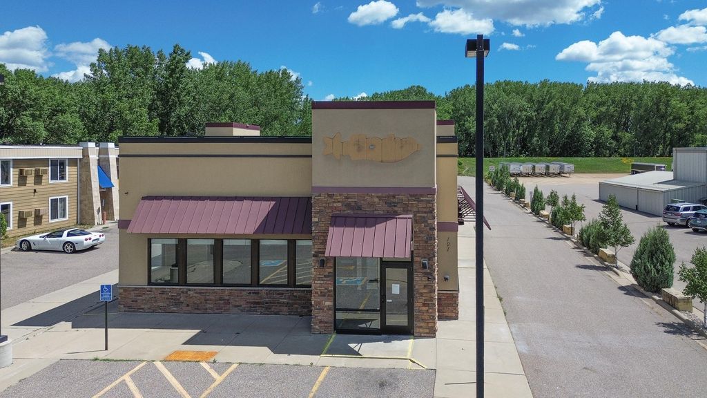 Photo of 101 W Lind Court, Mankato, MN 56001 (MLS # 7100613)