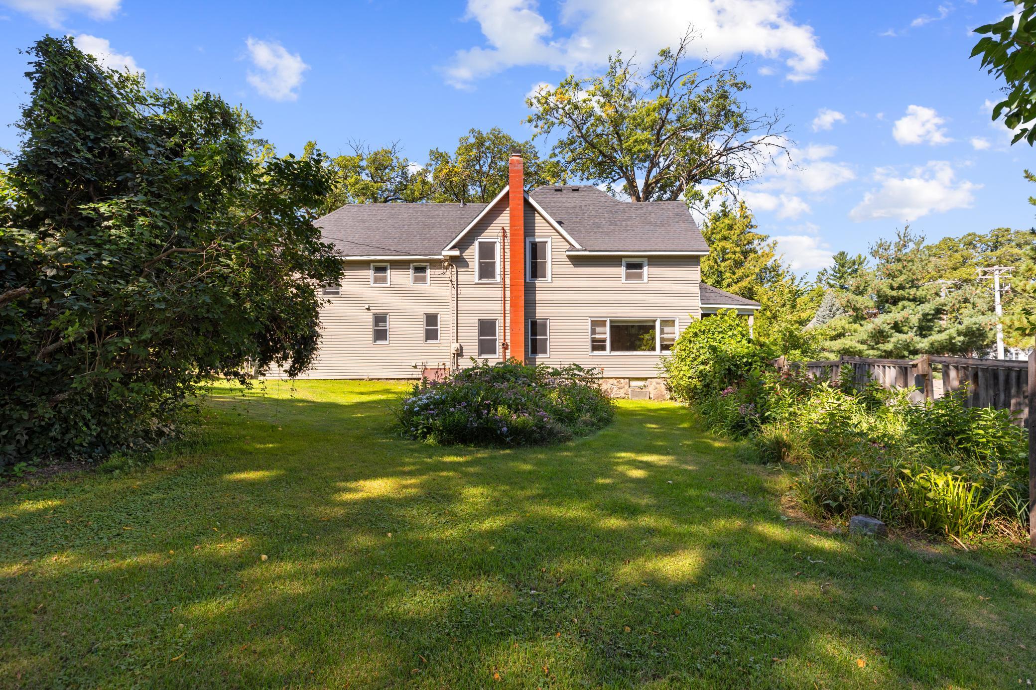 105 3rd Street SE