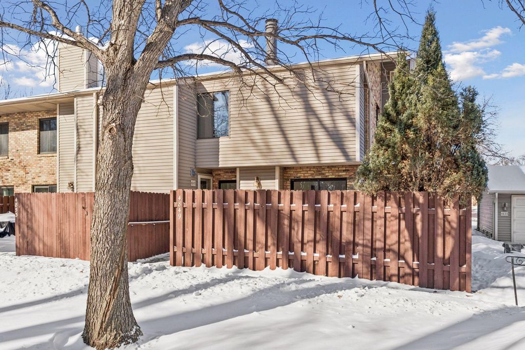 Photo of 4849 Cedar Lake Road S, Saint Louis Park, MN 55416 (MLS # 7005594)