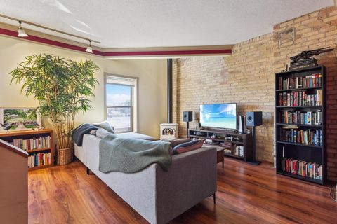 1802 4th Avenue S D Minneapolis MN 55404