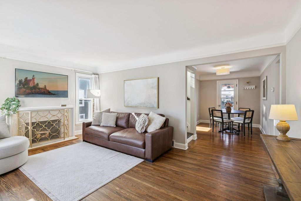 Photo of 3316 France Avenue S, Saint Louis Park, MN 55416 (MLS # 7024990)