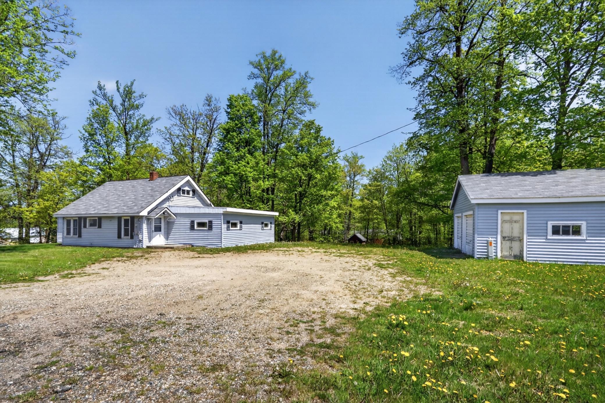 21402 US Highway 169