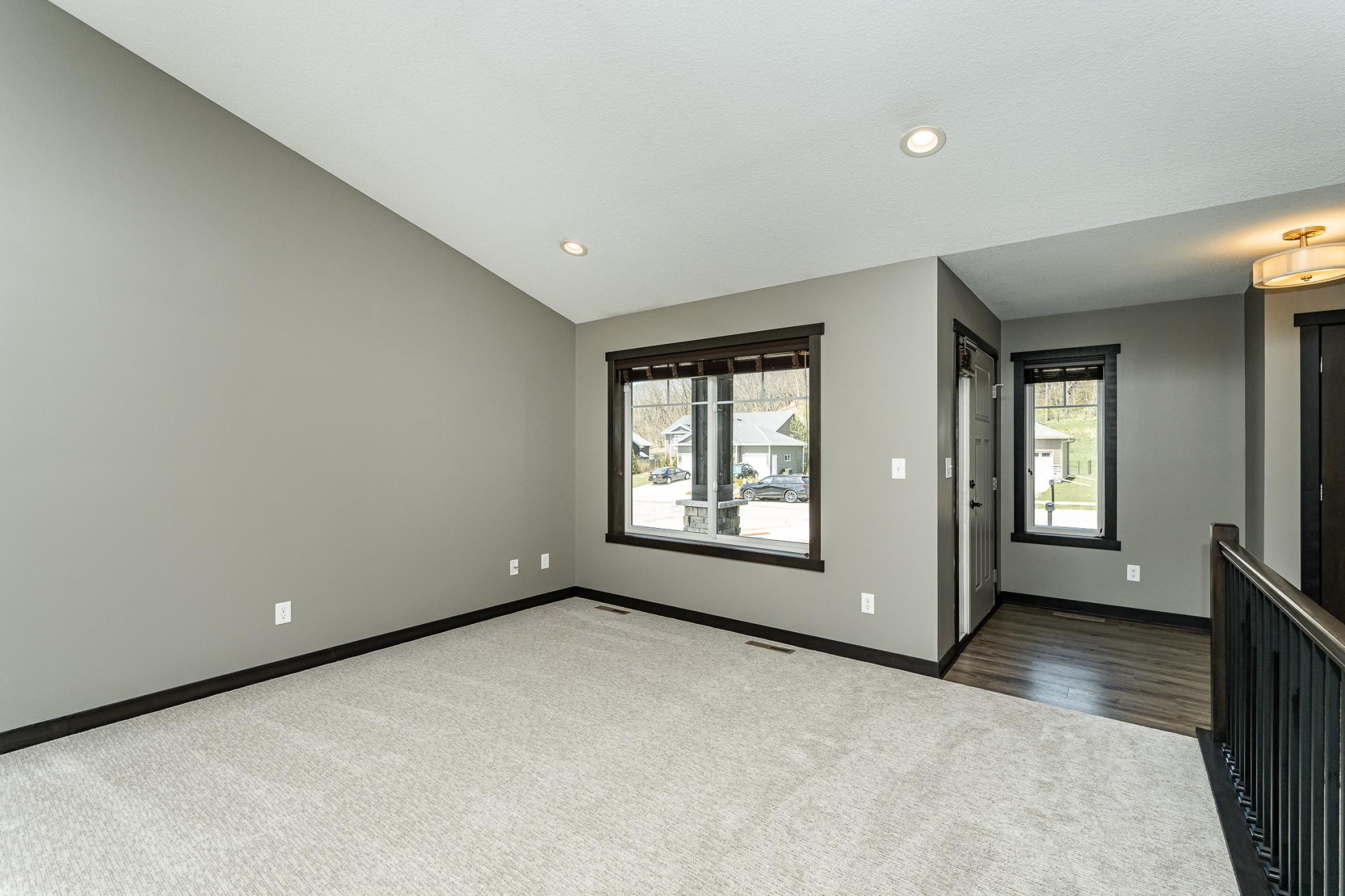 3346 Ridgeline Drive SE