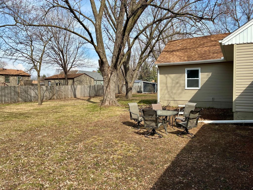 Photo of 8716 Elliot Avenue S, Bloomington, MN 55420 (MLS # 7051986)