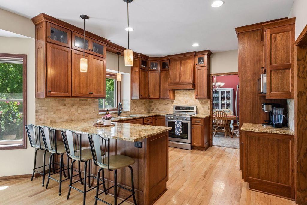 Photo of 18477 Tristram Way, Eden Prairie, MN 55346 (MLS # 7097879)