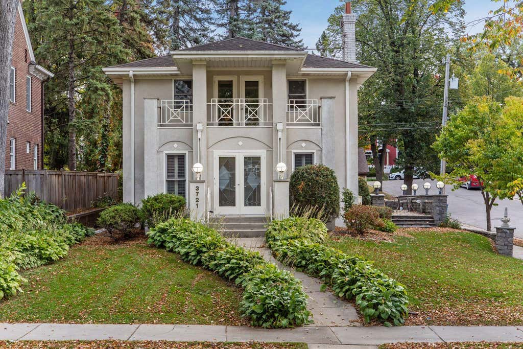 Photo of 3721 Upton Avenue S, Minneapolis, MN 55410 (MLS # 7120407)