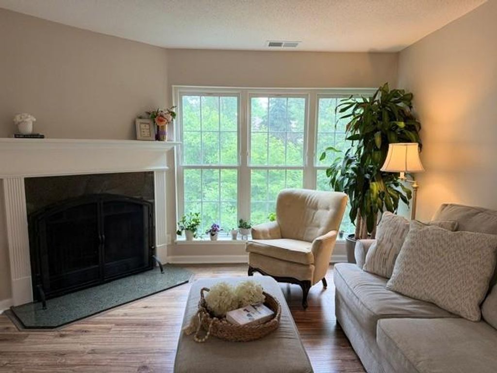 Photo of 6010 Chasewood Parkway #203, Minnetonka, MN 55343 (MLS # 7106289)