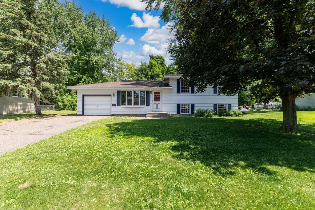 Photo of 1536 Selby Avenue, Saint Paul Park, MN 55071 (MLS # 7045481)