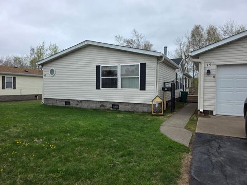 13 Spruce Drive Duluth MN 55810