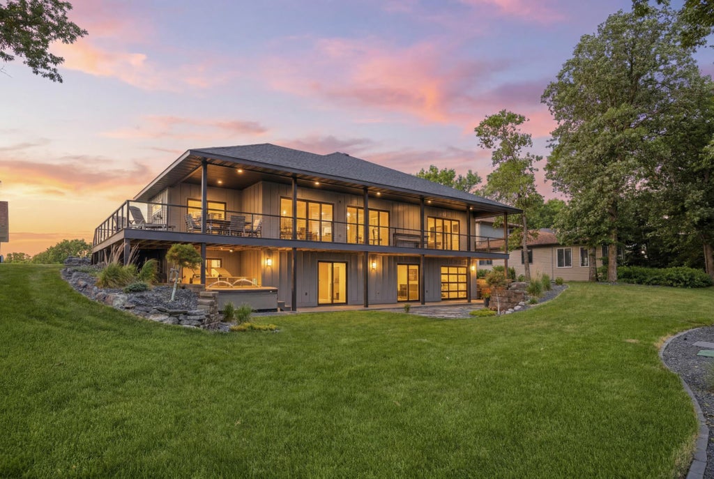 Photo of 826 Shorewood Drive, Detroit Lakes, MN 56501 (MLS # 7088787)