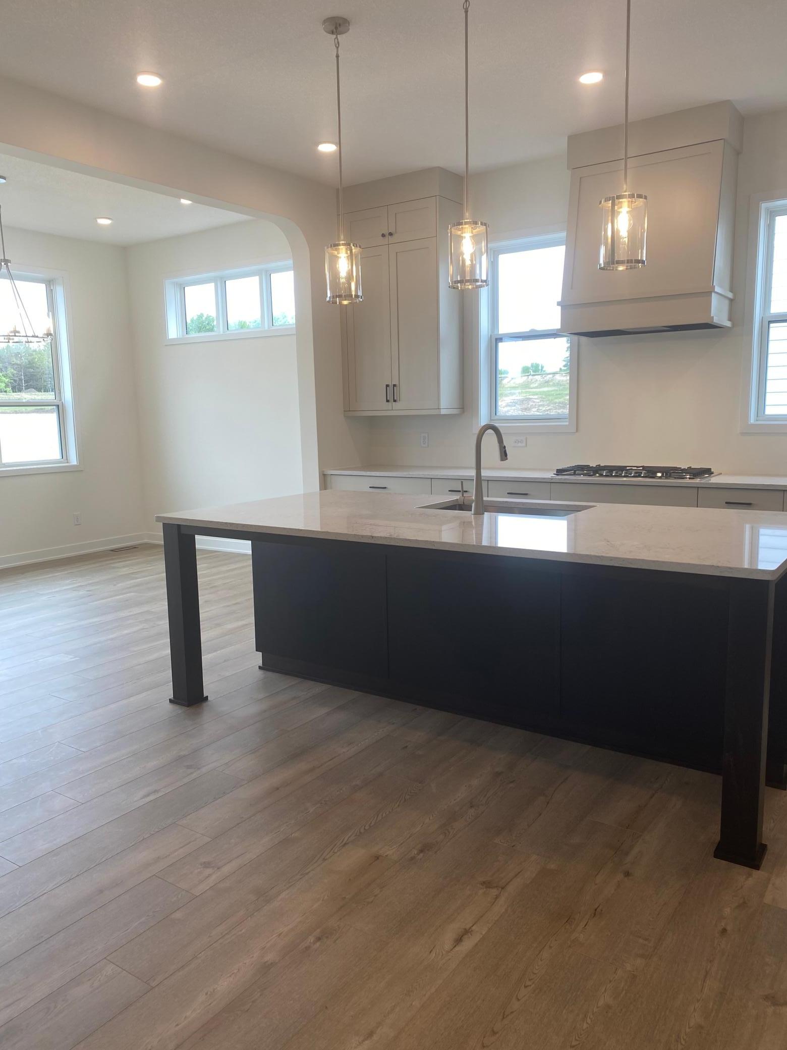20075 Globe Drive