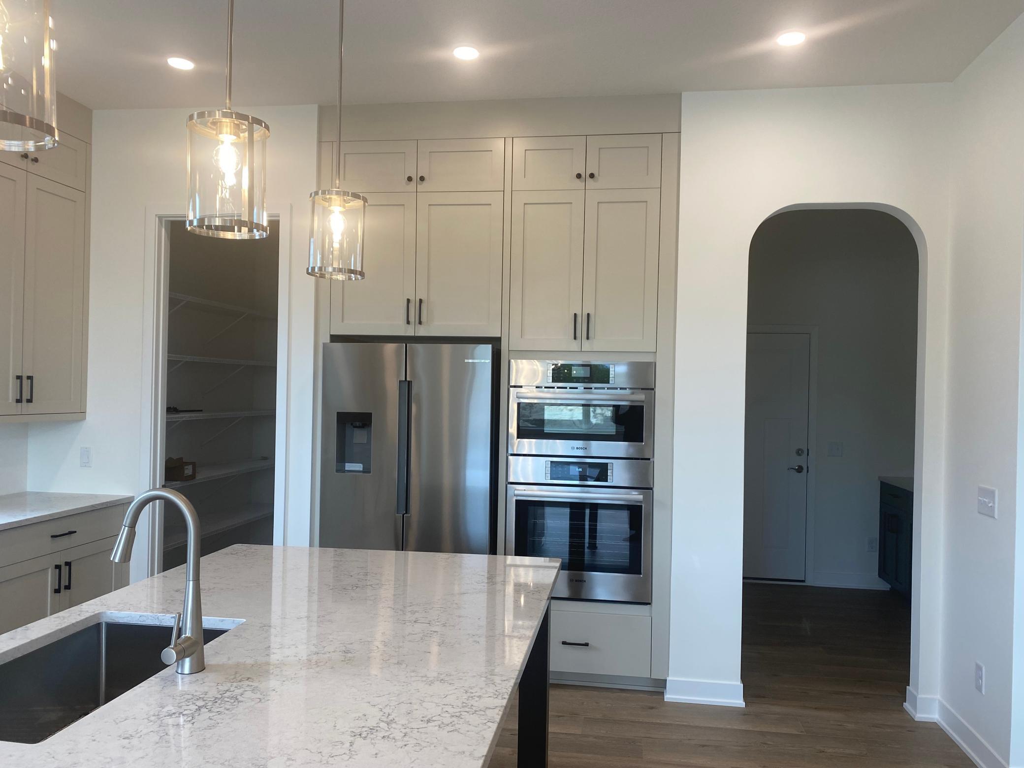 20075 Globe Drive