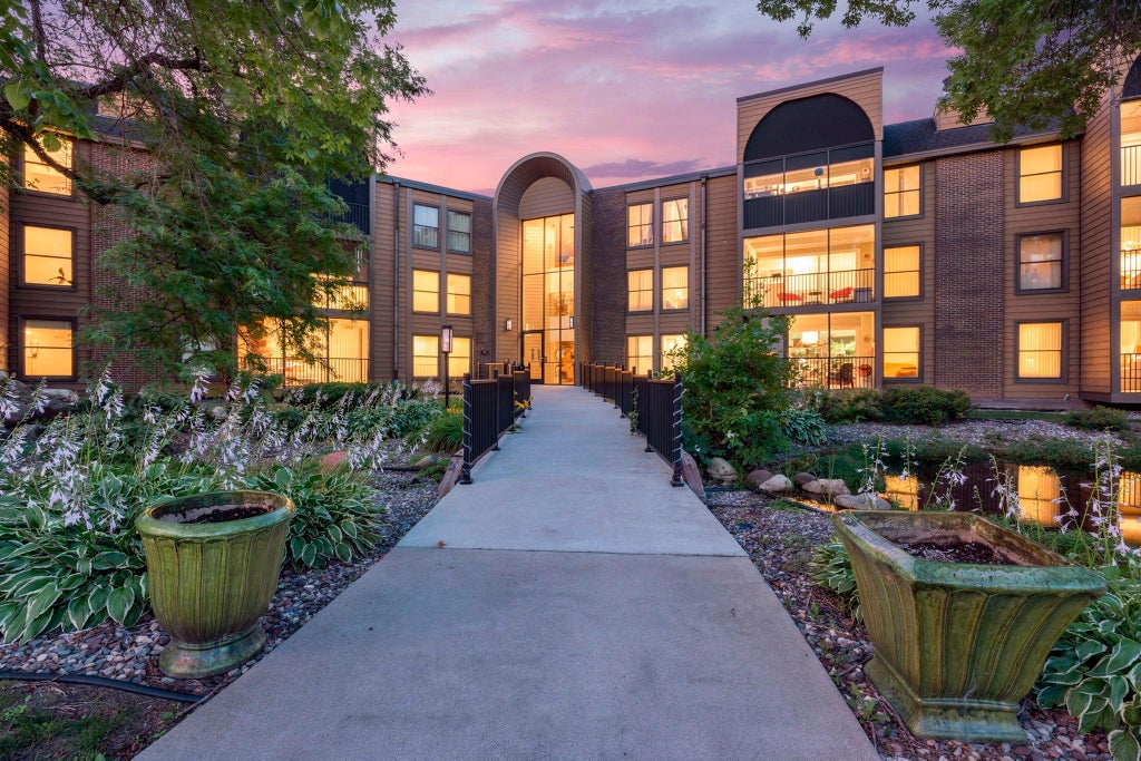 Photo of 9600 Portland Avenue S #222, Bloomington, MN 55420 (MLS # 7161466)