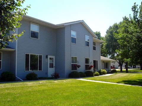 Photo of 1706 E Lincoln Avenue #3, Montevideo, MN 56265 (MLS # 7001155)