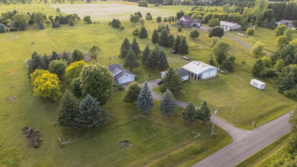 Photo of 2008 100th Street, Somerset, WI 54025 (MLS # 7099668)