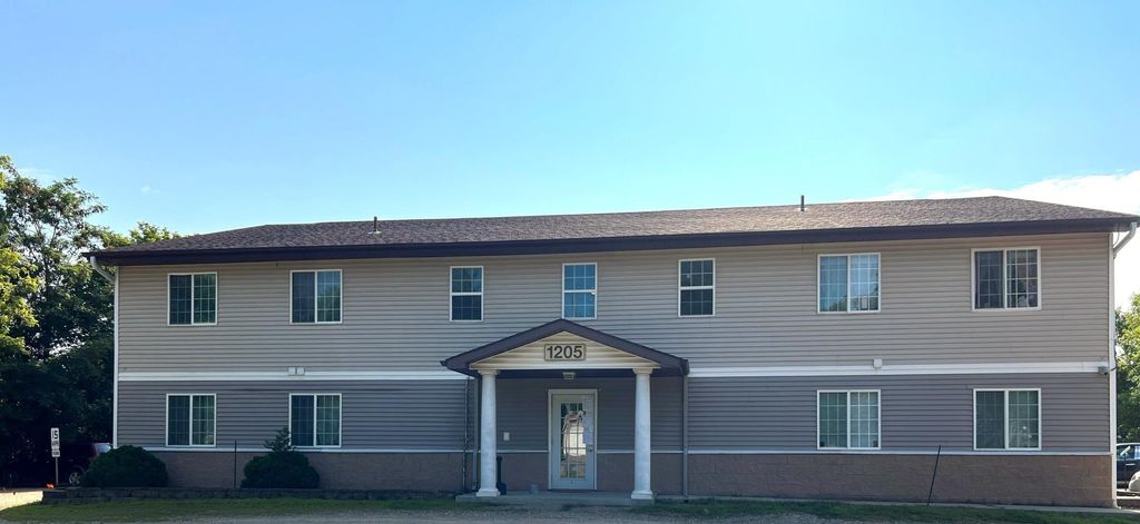 Photo of 1205 S Sibley Avenue #104, Litchfield, MN 55355 (MLS # 6826520)