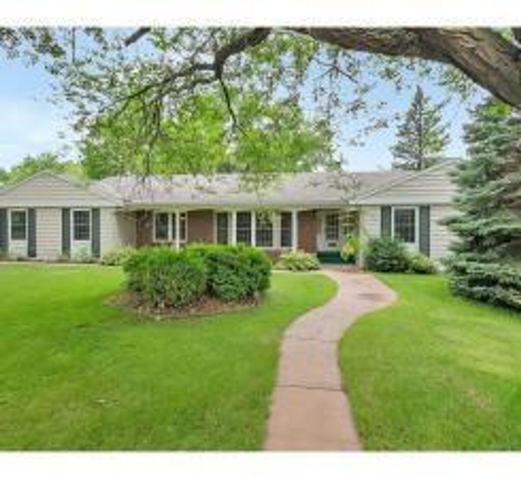 Photo of 1335 Cooper Avenue S, Saint Cloud, MN 56301 (MLS # 6728602)