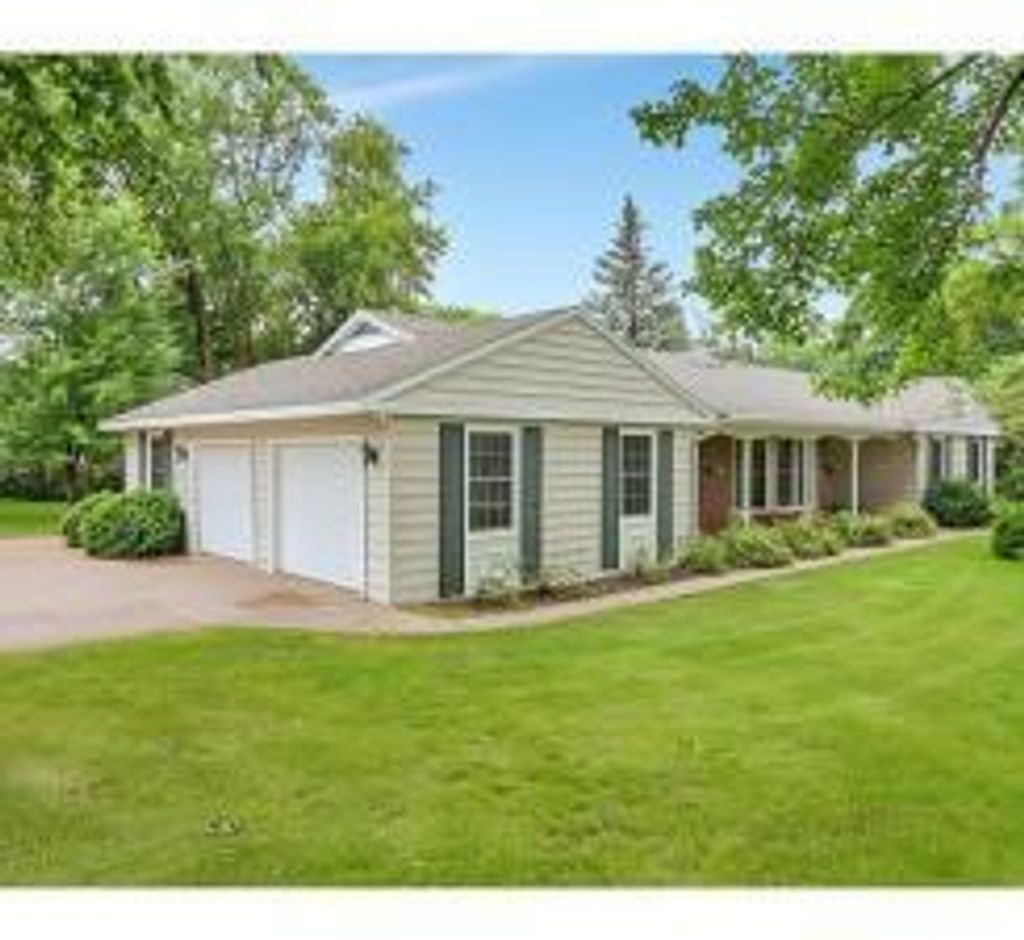 Photo of 1335 Cooper Avenue S, Saint Cloud, MN 56301 (MLS # 6728602)