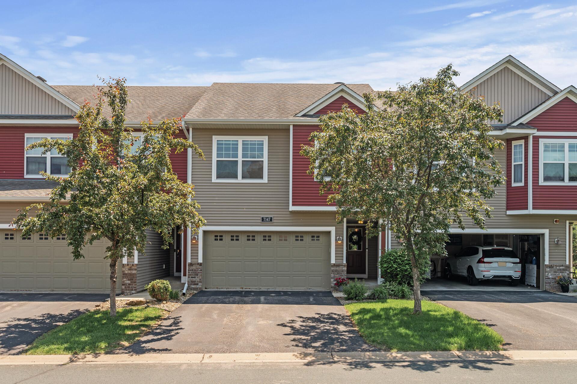 7147 153rd Terrace