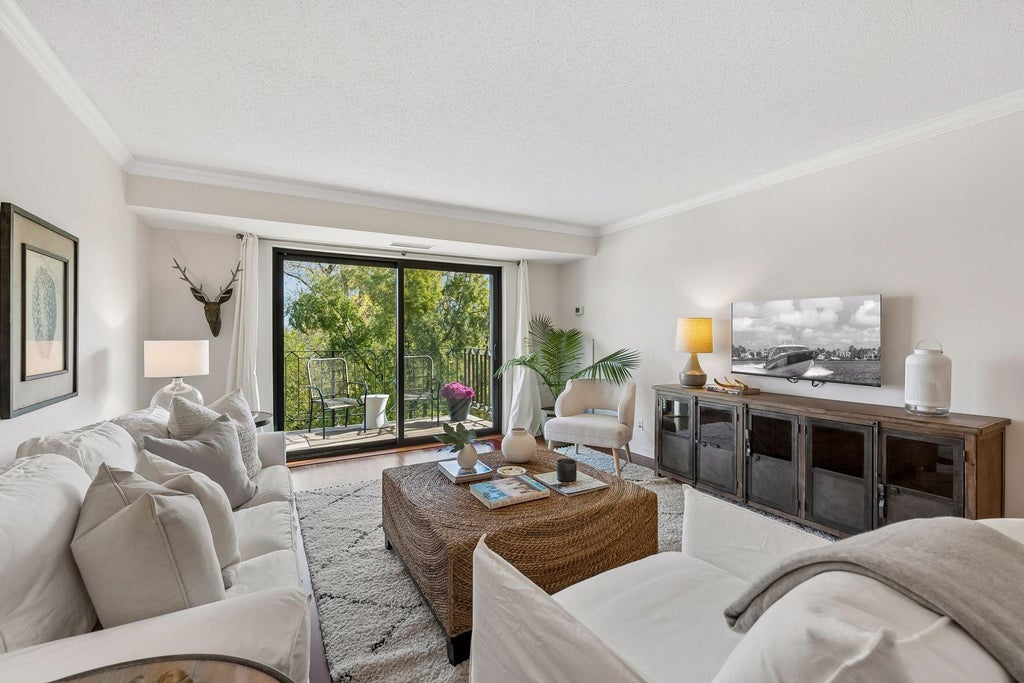 Photo of 3131 Excelsior Boulevard #408, Minneapolis, MN 55416 (MLS # 7162373)