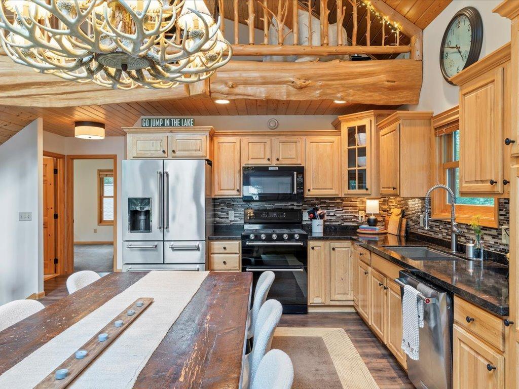 10960 Pine Beach Peninsula Road
