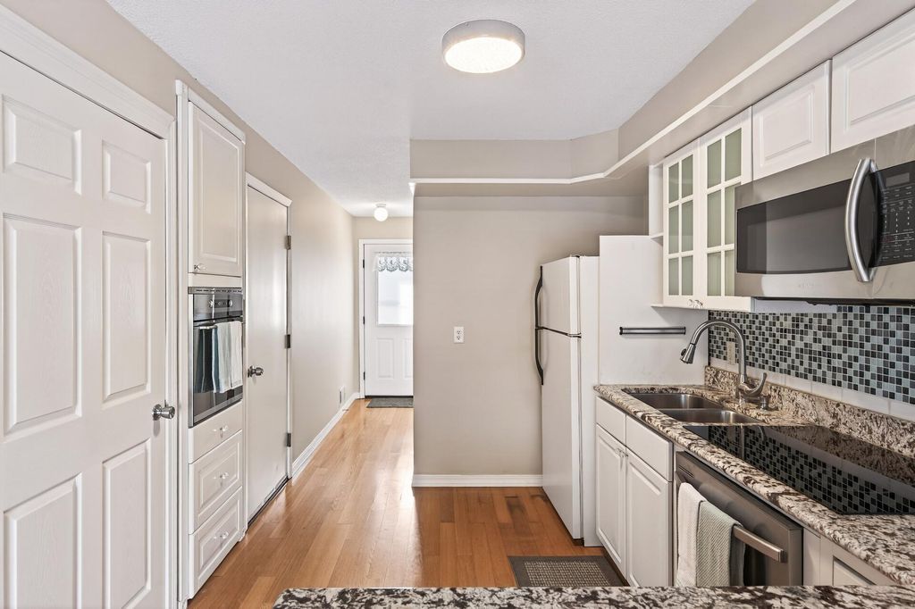 Photo of 3287 Arcade Street S, Vadnais Heights, MN 55127 (MLS # 7012590)