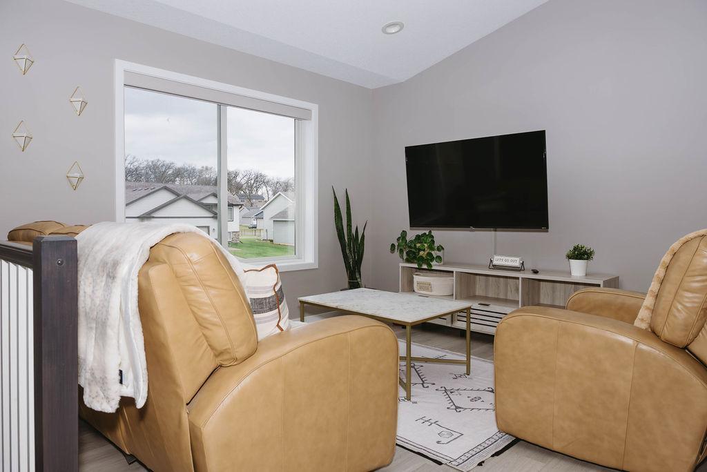 6786 Gaillardia Drive NW