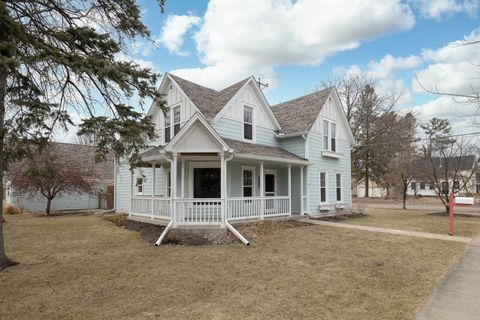 1233 5th Street Hudson WI 54016
