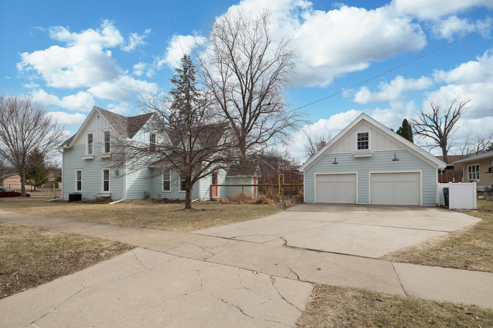 1233 5th Street