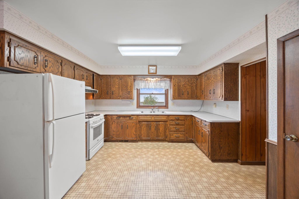 Photo of 900 1st Avenue N, Lester Prairie, MN 55354 (MLS # 7164861)