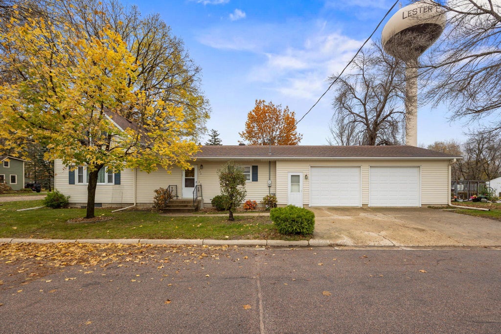 Photo of 900 1st Avenue N, Lester Prairie, MN 55354 (MLS # 7164861)