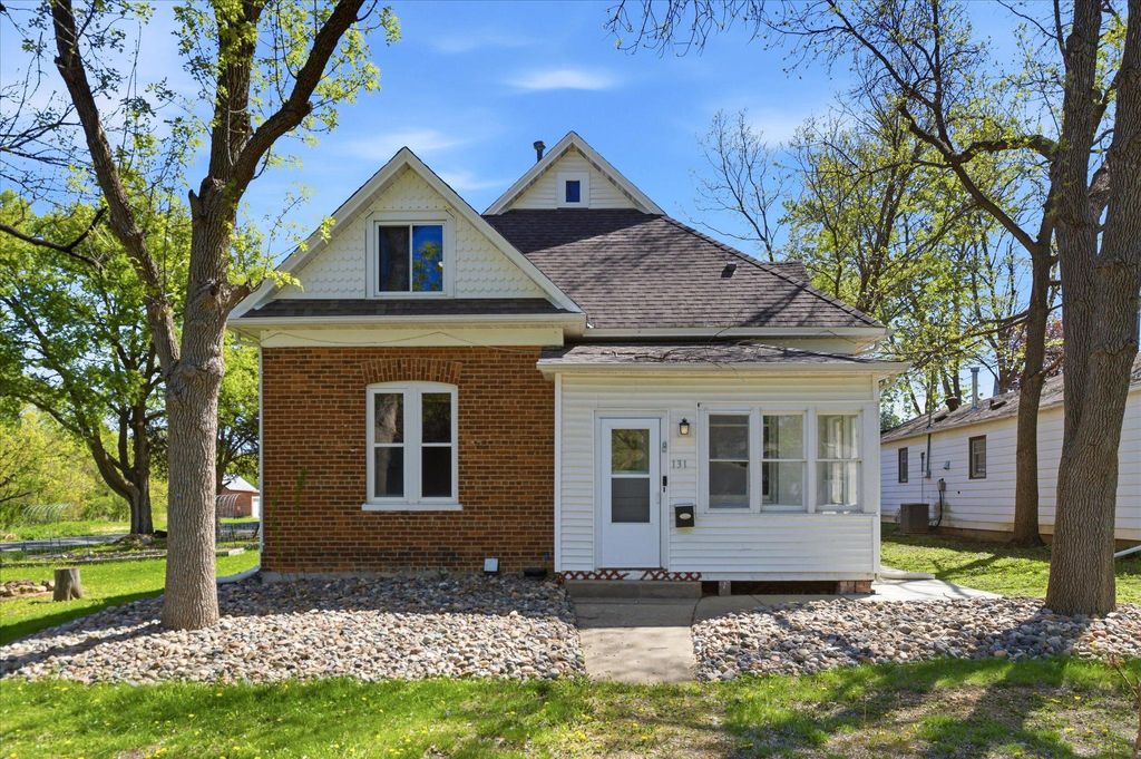 Photo of 131 Main Street N, Shakopee, MN 55379 (MLS # 7069533)