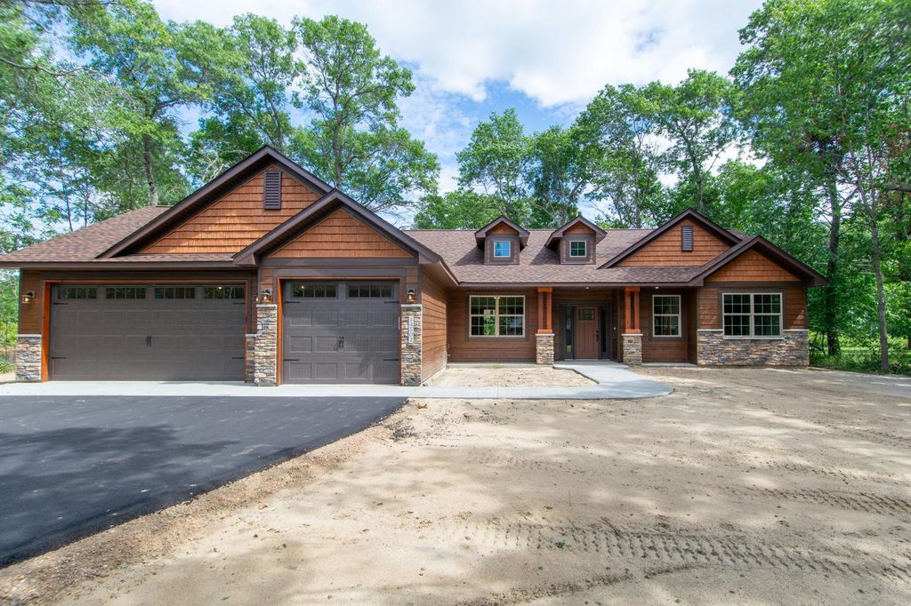 Photo of 14502 Lynndale Drive, Baxter, MN 56425 (MLS # 7047527)