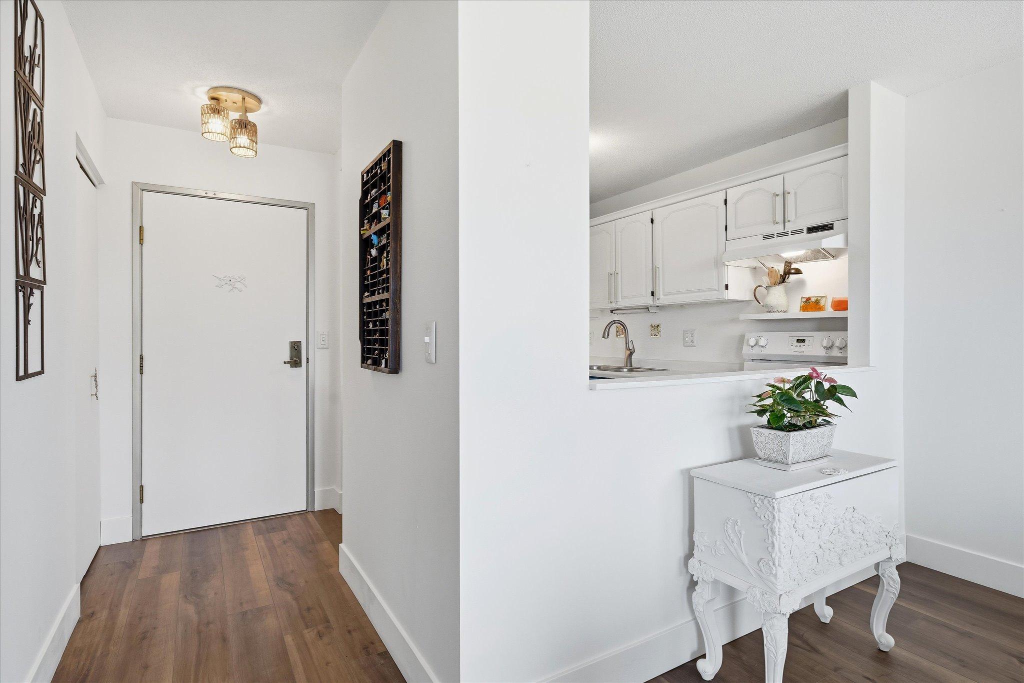 1425 W 28th Street 322